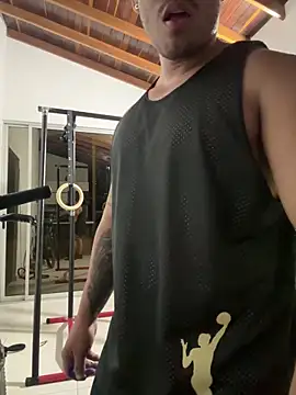 Danielsbigcum online show from April 7, 4:23 am