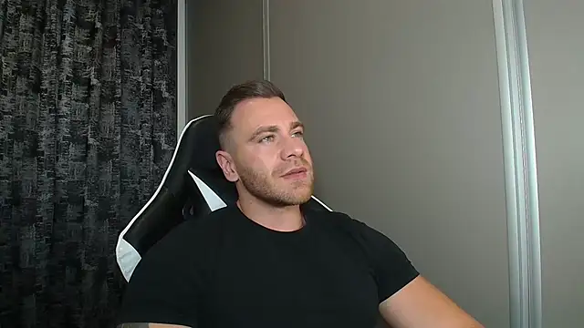 Thori92 online show from July 19, 1:17 pm