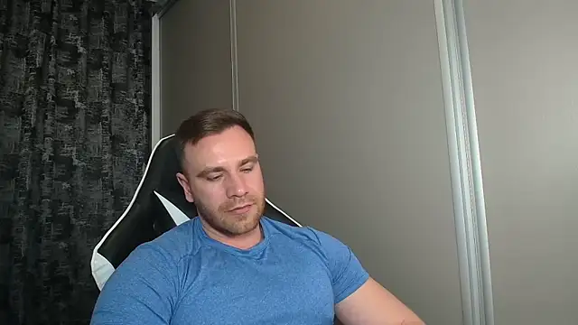 Thori92 online show from March 18, 7:17 pm