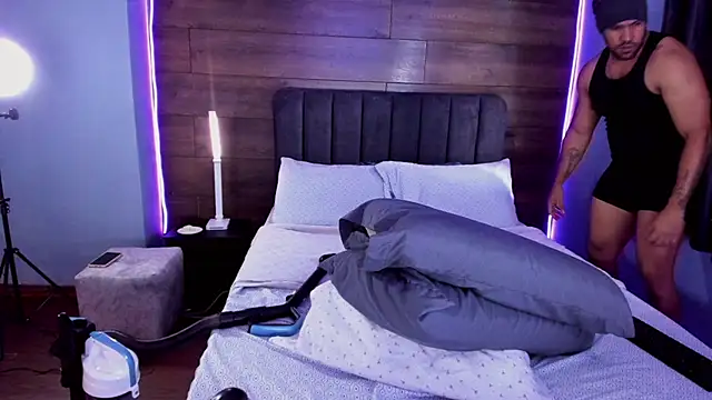 anthonylatynxd online show from May 17, 3:19 pm