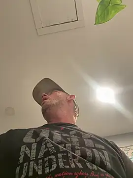 smokeymt420 online show from June 25, 4:04 am