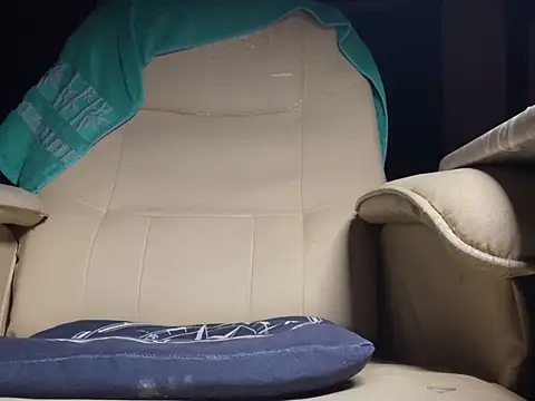 translove online show from April 13, 3:40 am