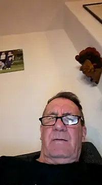 toppiefloppi online show from February 18, 6:49 pm