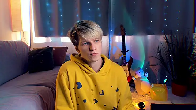 Breston Sweet online show from March 24, 2:44 pm