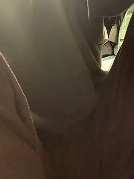 Senzuri kun online show from April 21, 7:20 pm