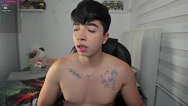 santy7v7 online show from March 17, 1:24 pm