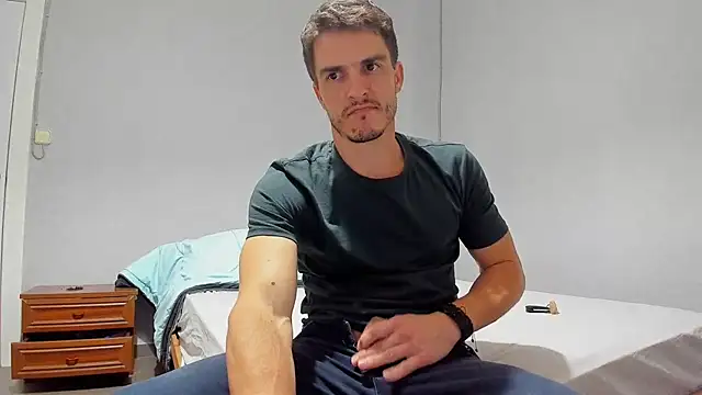 HeteroOli online show from October 6, 5:17 pm