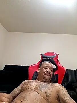 yellowwetfox online show from March 19, 1:58 pm