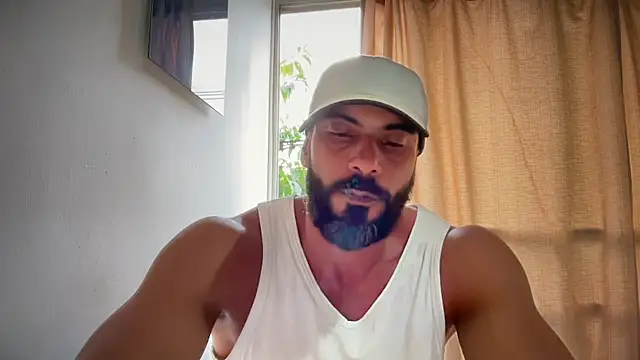 romeolovedark online show from May 13, 10:18 pm