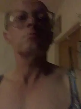 Sissynipple69 online show from August 4, 2:17 am