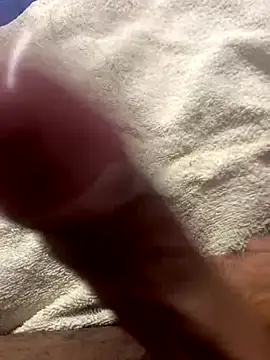 Luisrovers18 online show from October 16, 6:43 am