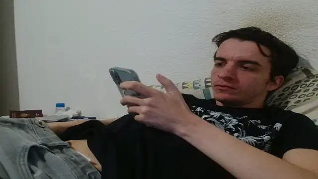 Tombgy07 online show from March 12, 9:00 pm