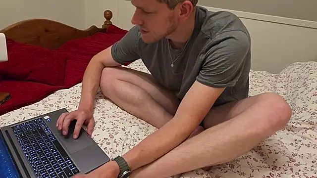 Love Bert online show from June 3, 6:46 pm