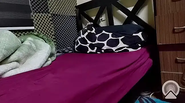 Arabeyes online show from March 15, 3:40 am