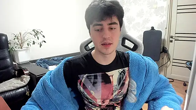 Knuckles17 online show from February 16, 8:29 pm