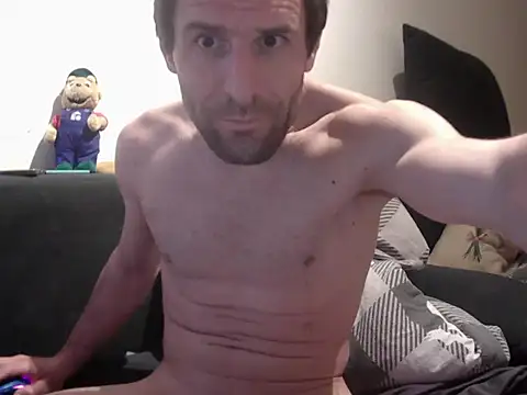 matejk online show from April 21, 1:42 am