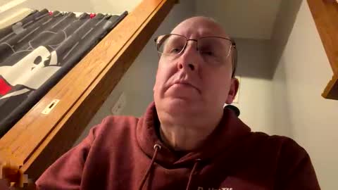 16510 online show from February 8, 11:42 pm