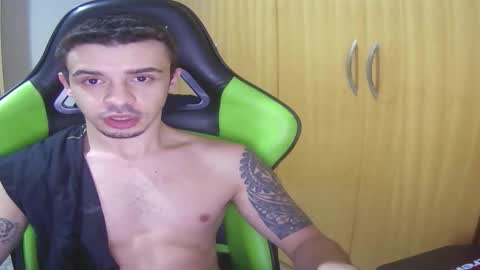 1good_vibes1 online show from February 2, 3:49 am