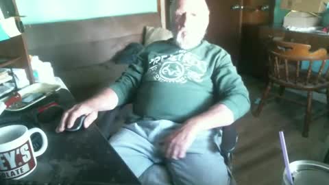 1handyanddee online show from December 26, 5:19 pm