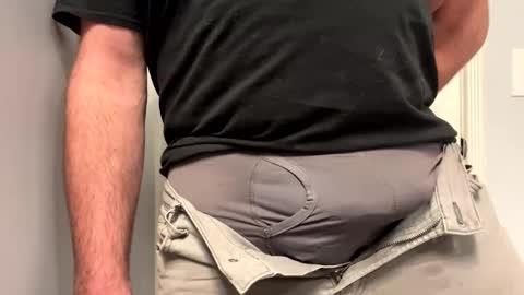 1hunglo412 online show from January 8, 10:31 am