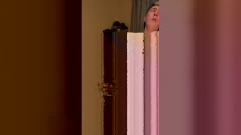 1natureboy0500 online show from April 19, 8:36 am