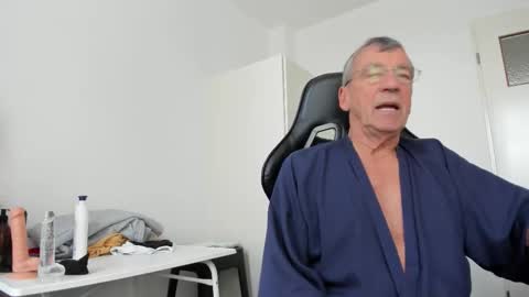 Henk online show from October 26, 1:35 pm