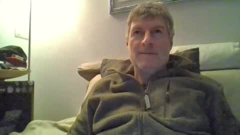 22esserre online show from January 6, 9:52 pm