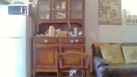 22esserre online show from October 2, 11:36 am