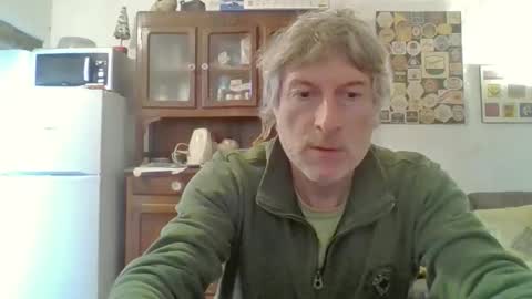 22esserre online show from October 22, 11:14 am