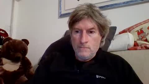 22esserre online show from January 28, 9:19 pm