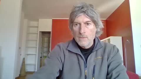 22esserre online show from February 6, 1:21 pm