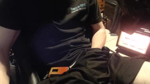 cheif online show from November 3, 9:27 pm