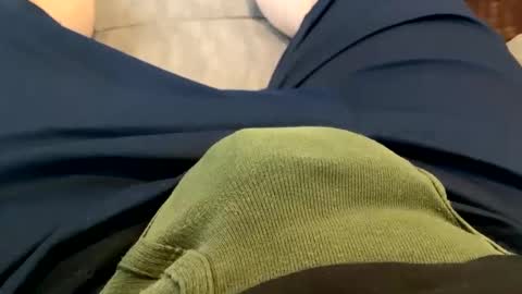 Snapshot of 6inchboytoy chatting on January 11, 1:01 pm 6inchboytoy online show from January 11, 1:01 pm