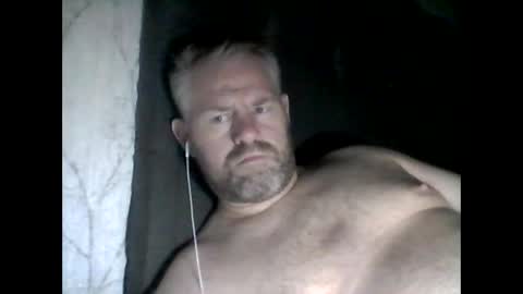 Snapshot of 81jonnyx chatting on October 24, 12:13 am 81jonnyx online show from October 24, 12:13 am