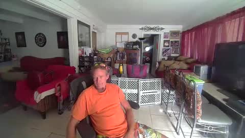 Snapshot of 86406stud chatting on September 20, 11:38 pm 86406stud online show from September 20, 11:38 pm