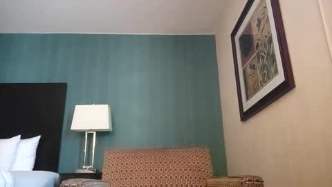 8inch_desi online show from April 6, 3:02 pm