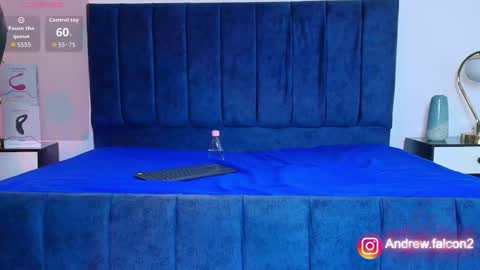 _andrewfalcon2 online show from October 7, 9:08 pm