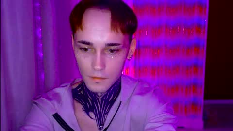 Snapshot of _chicolindo_ chatting on October 26, 2:35 am Diego online show from October 26, 2:35 am