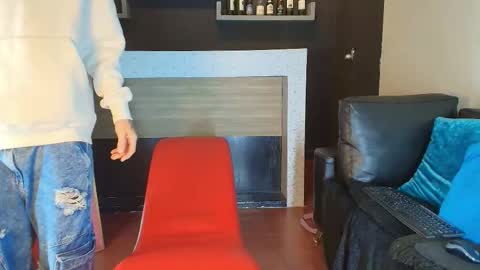 Dante online show from November 10, 8:36 pm