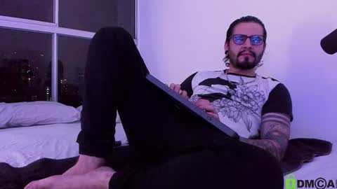  -         online show from November 16, 12:46 am