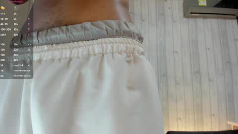 _erick_j online show from April 1, 1:51 am