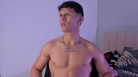 justin online show from November 30, 10:23 pm