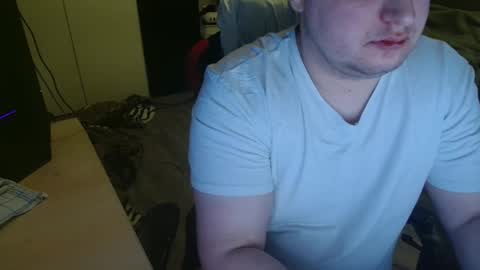 _kitsu_ online show from November 22, 6:46 am