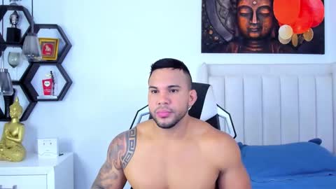 _matthew_santos_ online show from November 28, 11:06 pm