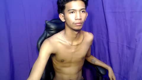 _rellvanxx online show from January 6, 10:47 pm