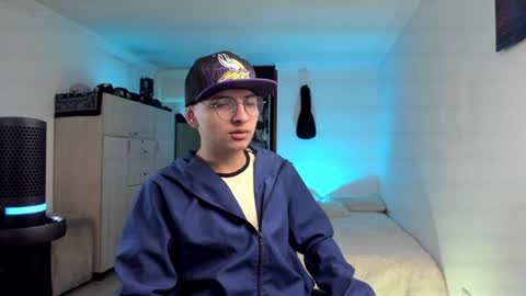 alejo online show from December 15, 6:26 pm