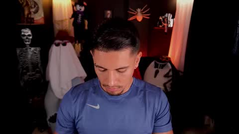 Snapshot of aaronfox_ chatting on October 22, 1:15 pm AARON online show from October 22, 1:15 pm
