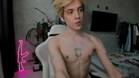 Nick online show from March 27, 12:39 pm