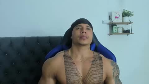 adam boss online show from April 16, 8:25 am