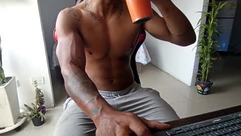 Adam Valencia online show from February 20, 1:13 pm